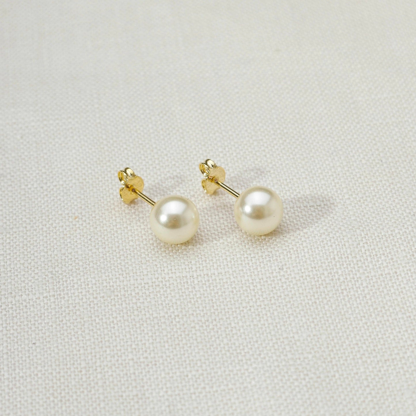 18k Gold Filled 6 mm Classic Pearl Stud