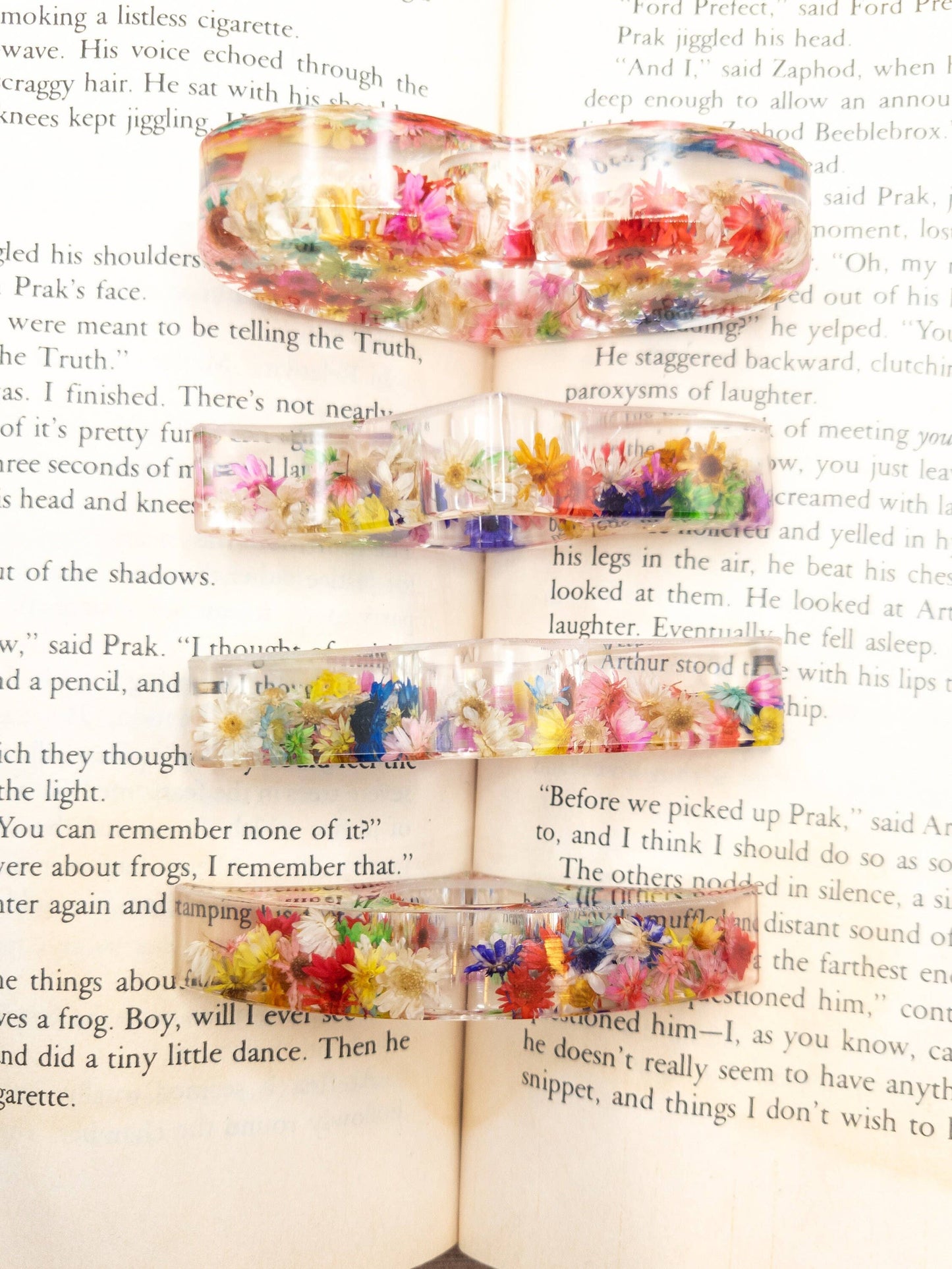 Floral Book Page Holder, Flower Thumb Page Spreader