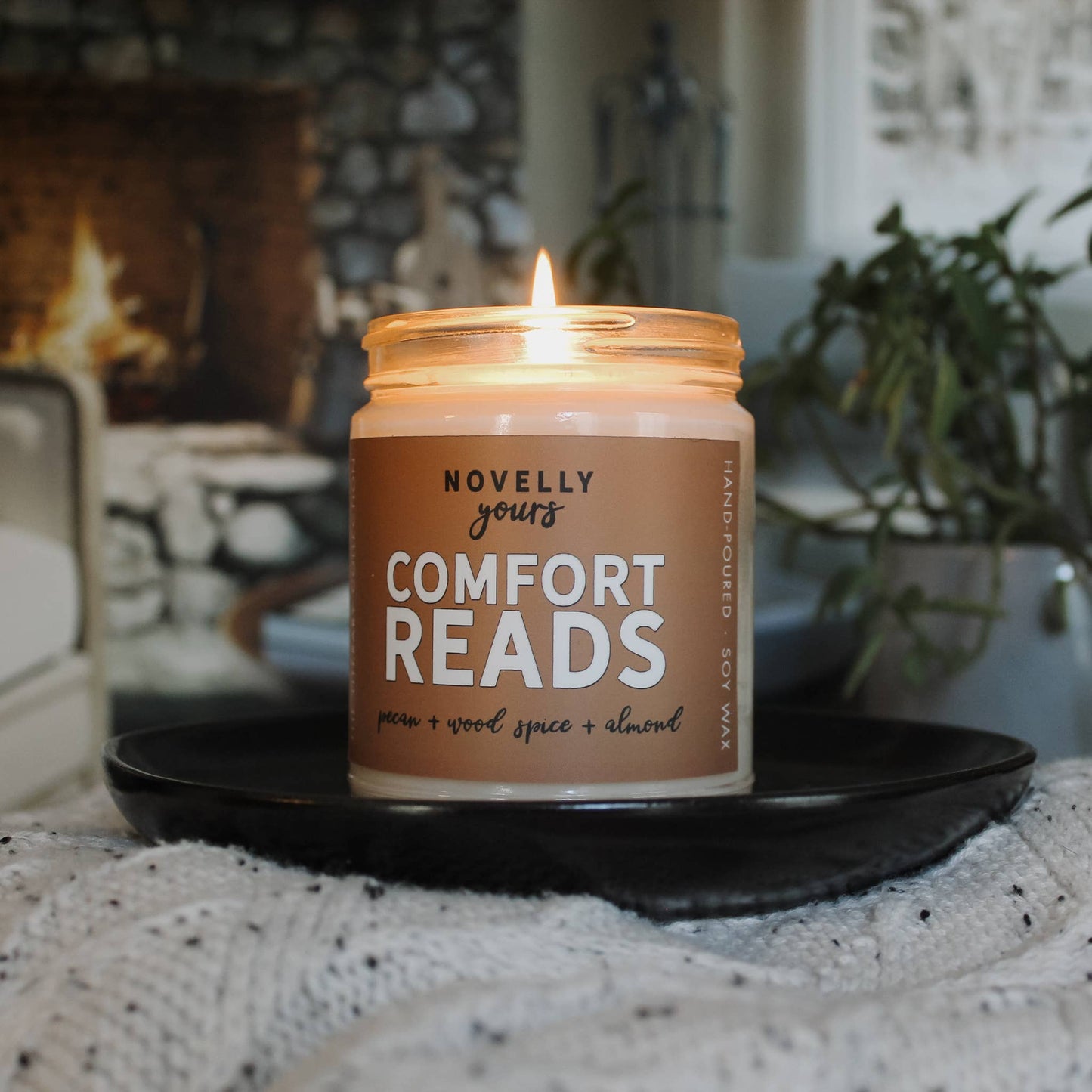 Comfort Reads candle | Cozy fall scent for book lovers