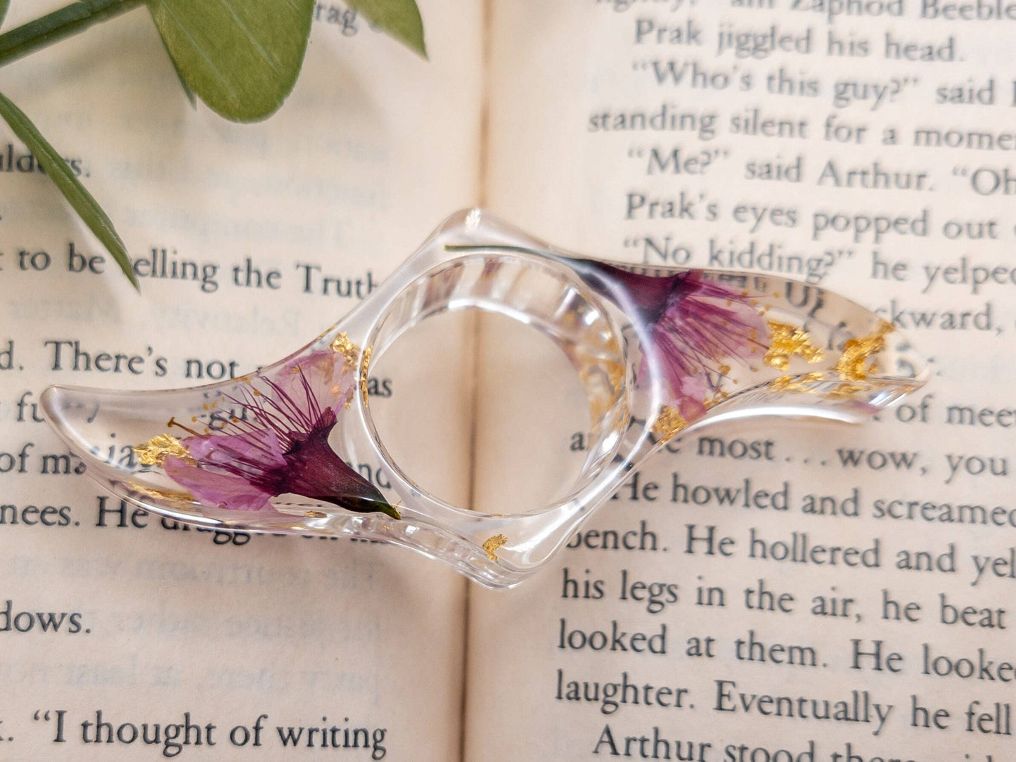 Floral Book Page Holder, Flower Thumb Page Spreader