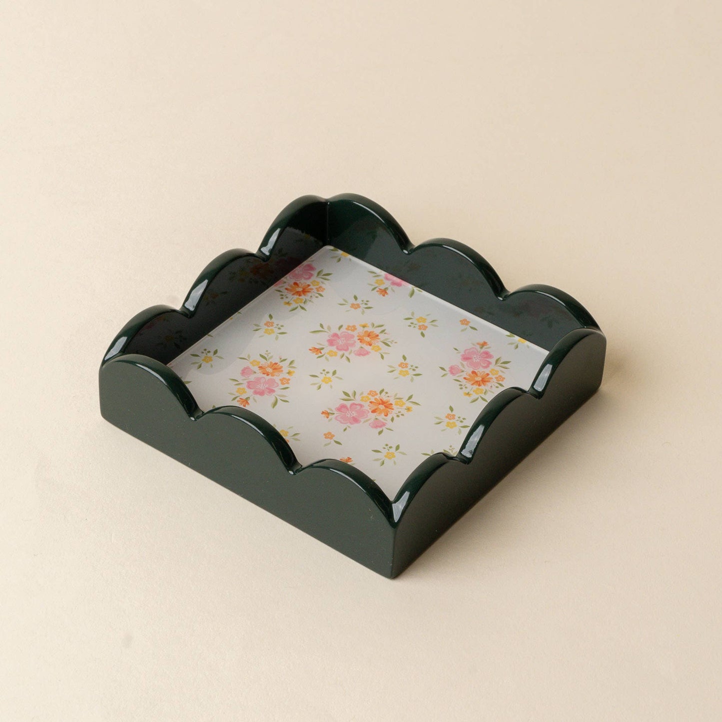 Scallop Trinket Tray-Endless Daydream Cream